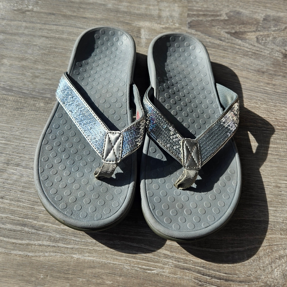 Vionic Tide Sandals, Size 6, Silver Sequin - Picture 4 of 6